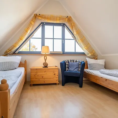 Neue Reihe 40 Haus Sonnenhof * Zingst